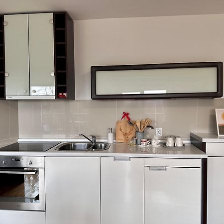 Apartman Floresta - In Front Of Japanese Garden, Enchanting Nature View, Spotless And Cozy วรินรัชกา บานยา ภายนอก รูปภาพ