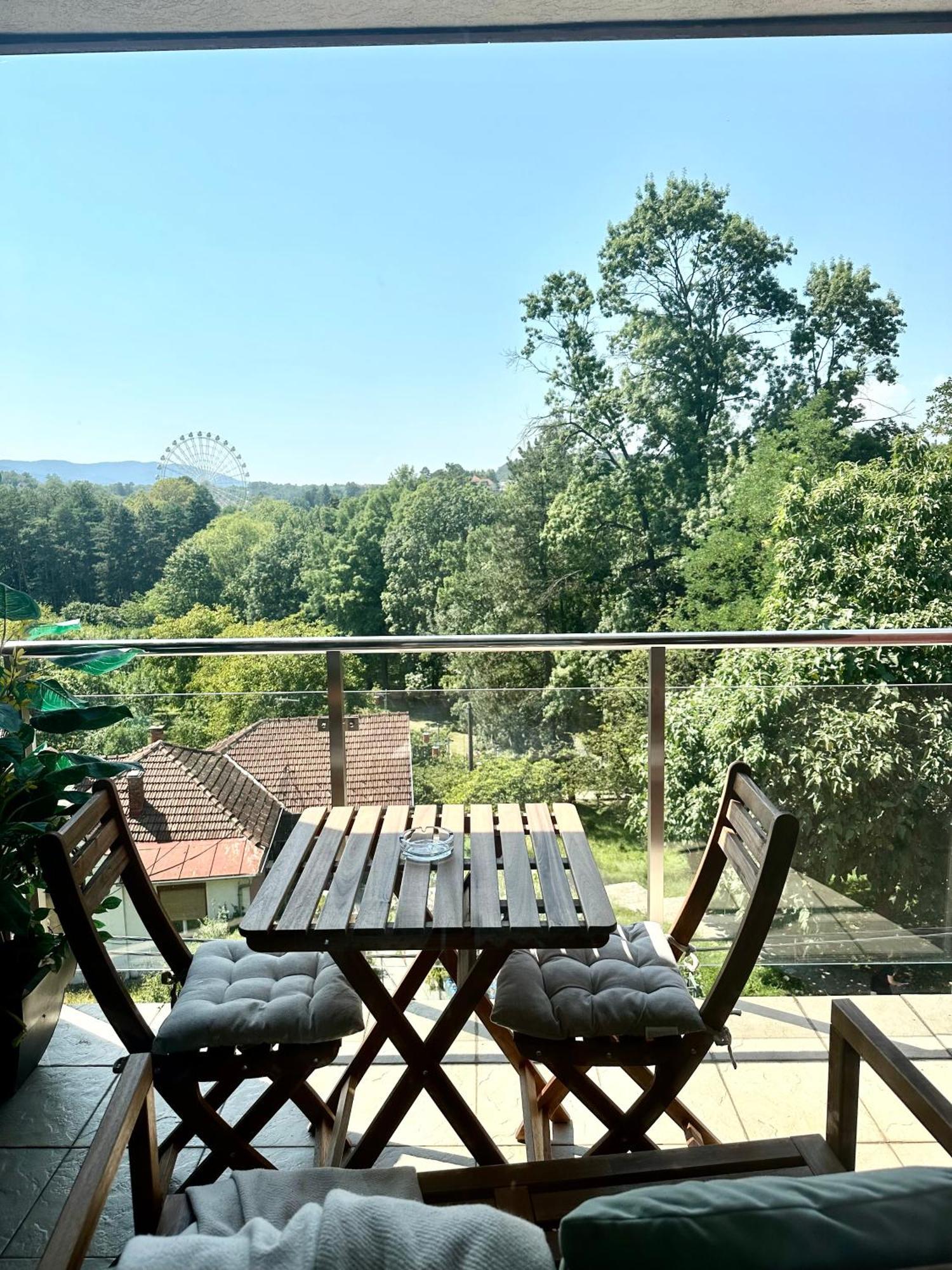 Apartman Floresta - In Front Of Japanese Garden, Enchanting Nature View, Spotless And Cozy วรินรัชกา บานยา ภายนอก รูปภาพ